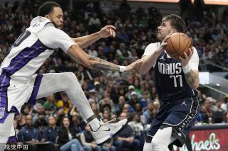 在母队等待 在母队等待