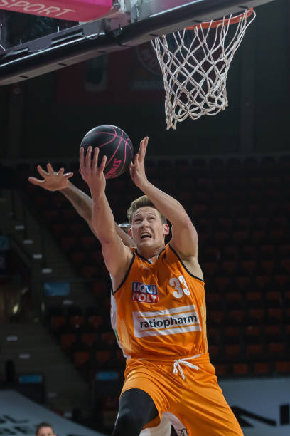 其表现往往 其表现往往